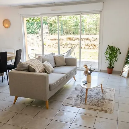 L'escale 2 Bedroom House With Terrace * Dax