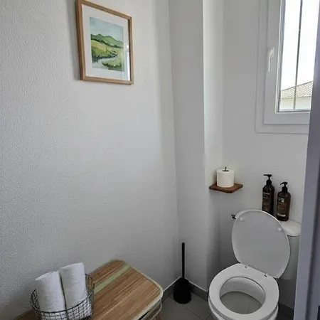Vakantiehuis L'escale 2 Bedroom House With Terrace